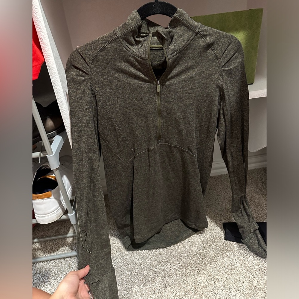 Heathered Lululemon half zip pullover jacket